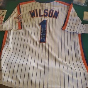 MOOKIE WILSON JSA AUTOGRAPHED JERSEY "IT GETS THROUGH BUCKNER" NY METS